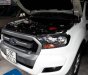 Ford Ranger XLS 2.2L 4x2 AT 2016 - Bán xe Ford Ranger XLS sx 2016, số tự động, máy dầu, màu trắng, nội thất màu ghi, odo 45000 km