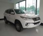 Toyota Fortuner 2.4 AT 2019 - Bán xe Toyota Fortuner 2.4 AT năm 2019, màu trắng, xe nhập