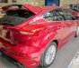 Ford Focus 2019 - Cần bán gấp Ford Focus năm 2019, màu đỏ, giá chỉ 570 triệu