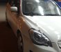 Hyundai Verna 1.4 MT 2010 - Cần bán gấp Hyundai Verna 1.4 MT đời 2010, màu trắng, xe nhập 