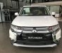 Mitsubishi Outlander 2.0 2019 - Bán xe Outlander 2.0 STD màu trắng, tại Quảng Trị, giá tốt, hỗ trợ trả góp 80%, liên hệ: 0911.821.457