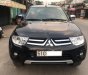 Mitsubishi Pajero 2017 - Cần bán gấp Mitsubishi Pajero năm 2017, màu đen xe gia đình