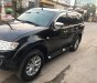 Mitsubishi Pajero 2017 - Cần bán gấp Mitsubishi Pajero năm 2017, màu đen xe gia đình