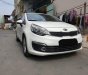 Kia Rio 2015 - Gia đình bán Kia Rio sản xuất 2015 và đăng ký mua lăn bánh đầu 2016, số tự động, màu trắng