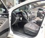 Hyundai Sonata   2011 - Bán Hyundai Sonata đời 2011, máy 2.0L DOHC 16, màu trắng, đã đi hơn 75,000km