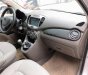 Hyundai i10 MT 1.2 2014 - Cần bán gấp Hyundai i10 MT 1.2 năm 2014, màu bạc, nhập khẩu, còn rất mới và đẹp nguyên bản