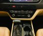 Kia Sedona  Luxury 2018 - Bán Kia Sedona năm sản xuất 2018, màu đỏ