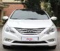 Hyundai Sonata  Y20 2011 - Bán ô tô Hyundai Sonata Y20 đời 2011, màu trắng, nhập khẩu như mới