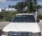 Ford Ranger XL 4x4 MT 2001 - Gia đình cần bán Ford Ranger màu trắng, đời 2001, xe 2 cầu, máy dầu