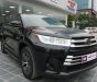 Toyota Highlander LE 2017 - Bán Toyota Highlander sản xuất 2017, màu đen, nội thất xanh lam đặt biệt hiếm