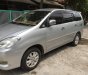 Toyota Innova 2010 - Bán Toyota Innova đời 2010, màu bạc xe gia đình, 400tr