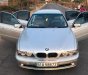 BMW 5 Series 525i 2002 - Em cần bán xe BMW 525i đời 2002, máy chạy êm và bốc