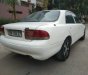 Mazda 626 2000 - Gia đình bán Mazda 626 đời 2000, màu trắng, nhập khẩu Nhật Bản