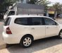 Nissan Grand livina 2011 - Chính chủ bán Nissan Grand livina năm sản xuất 2011, màu trắng, xe nhập