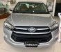 Toyota Innova 2.0E 2019 - Bán xe Toyota Innova 2.0E năm 2019, màu bạc