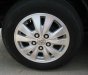 Toyota Innova v 2013 - Cần bán lại xe Toyota Innova v 2013, màu bạc, số sàn, giá tốt