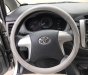 Toyota Innova 2.0 E 2013 - Bán Toyota Innova 2.0 E đời 2013, màu bạc, xe đẹp xuất sắc