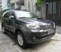 Toyota Fortuner MT 2013 - Bán Toyota Fortuner 2013 máy dầu xám lông chuột, xe đi kỹ