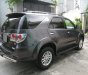 Toyota Fortuner MT 2013 - Bán Toyota Fortuner 2013 máy dầu xám lông chuột, xe đi kỹ