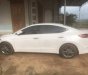 Hyundai Elantra   2016 - Bán Hyundai Elantra năm sản xuất 2016, màu trắng, 560 triệu