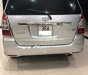 Toyota Innova 2.0E 2013 - Bán ô tô Toyota Innova 2.0E sản xuất năm 2013, màu bạc chính chủ