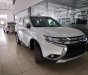 Mitsubishi Outlander AT 2019 - Bán Mitsubishi Outlander sản xuất 2019, màu trắng, tại Quảng Trị, giá 808tr, hỗ trợ trả góp 80%