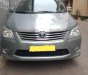 Toyota Innova V 2012 - Bán xe Toyota Innova V đời 2012, màu bạc, giá chỉ 555 triệu