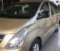 Hyundai Grand Starex 2.5 MT 2010 - Cần bán xe Hyundai Grand Starex 2.5 MT đời 2010, nhập khẩu, bản ghế xoay