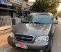 Kia Carnival GS 2.5 MT 2007 - Bán Kia Carnival GS 2.5 MT năm sản xuất 2007, màu xám  