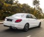 Mercedes-Benz C class  C200 2019 - Cần bán xe Mercedes C200 đời 2019, màu trắng