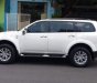 Mitsubishi Pajero 2016 - Bán xe Mitsubishi Pajero đời 2016, màu trắng số sàn