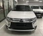 Mitsubishi Outlander 2019 - Bán xe Mitsubishi Outlander đời 2019, màu trắng