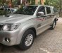 Toyota Hilux 2015 - Bán Toyota Hilux năm 2015, màu bạc chính chủ