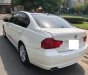 BMW 3 Series 320i 2009 - Bán BMW 3 Series 320i sản xuất 2009, màu trắng, giá tốt