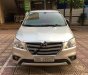 Toyota Innova G 2014 - Bán Toyota Innova G năm sản xuất 2014, màu bạc xe gia đình 