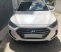 Hyundai Lantra 2019 - Bán Hyundai Elantra 2019 tự động, trắng thể thao chính chủ