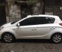 Hyundai i20 2011 - Bán Hyundai i20 sản xuất năm 2011, màu trắng, xe nhập xe gia đình