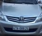 Toyota Innova 2006 - Cần bán xe Toyota Innova đời 2006, màu bạc xe gia đình