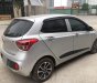 Hyundai Grand i10 2018 - Bán Hyundai i10 hatchback số sàn 1.2 sx 2018 màu bạc như mới