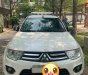 Mitsubishi Pajero 2017 - Cần tiền bán Pajero 2017, bản 3.0, số tự động, màu trắng, gia đình sử dụng