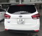 Kia Rondo GMT 2017 - Bán Kia Rondo GMT 2.0 máy xăng số sàn màu trắng sản xuất 2017 mẫu mới