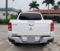 Mitsubishi Triton 2018 - Bán Mitsubishi Triton 2018 tự động máy dầu màu trắng xe tuyệt mới