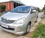 Toyota Innova 2011 - Cần bán xe Toyota Innova 2011 số sàn màu bạc