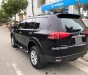 Mitsubishi Pajero Sport 2017 - Cần bán Mitsubishi Pajero sport 2017 máy xăng số tự động, màu đen long lanh