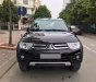 Mitsubishi Pajero Sport 2017 - Cần bán Mitsubishi Pajero sport 2017 máy xăng số tự động, màu đen long lanh