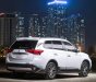 Mitsubishi Outlander CVT 2019 - Cần bán xe Mitsubishi Outlander nhập khẩu 100% nguyên chiếc, tiết kiệm nhiên liệu, thiết kế Dynamic lôi cuốn, sang trọng