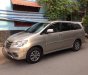 Toyota Innova 2016 - Bán Toyota Innova 2016 số sàn màu vàng cát chính chủ