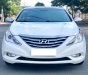 Hyundai Sonata 2.0 2011 - Bán xe Hyundai Sonata sx 2011 màu trắng cực đẹp, xe cũ nhưng đi kỹ giữ gìn