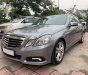 Mercedes-Benz E250 2010 - Cần bán xe Mercedes E250 đời 2010, màu xám, chính chủ sài kĩ