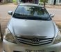 Toyota Innova   2010 - Bán Toyota Innova sản xuất năm 2010, màu bạc xe gia đình đi